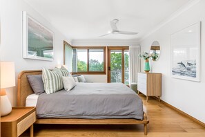 6 habitaciones, tabla de planchar con plancha y wifi gratis 