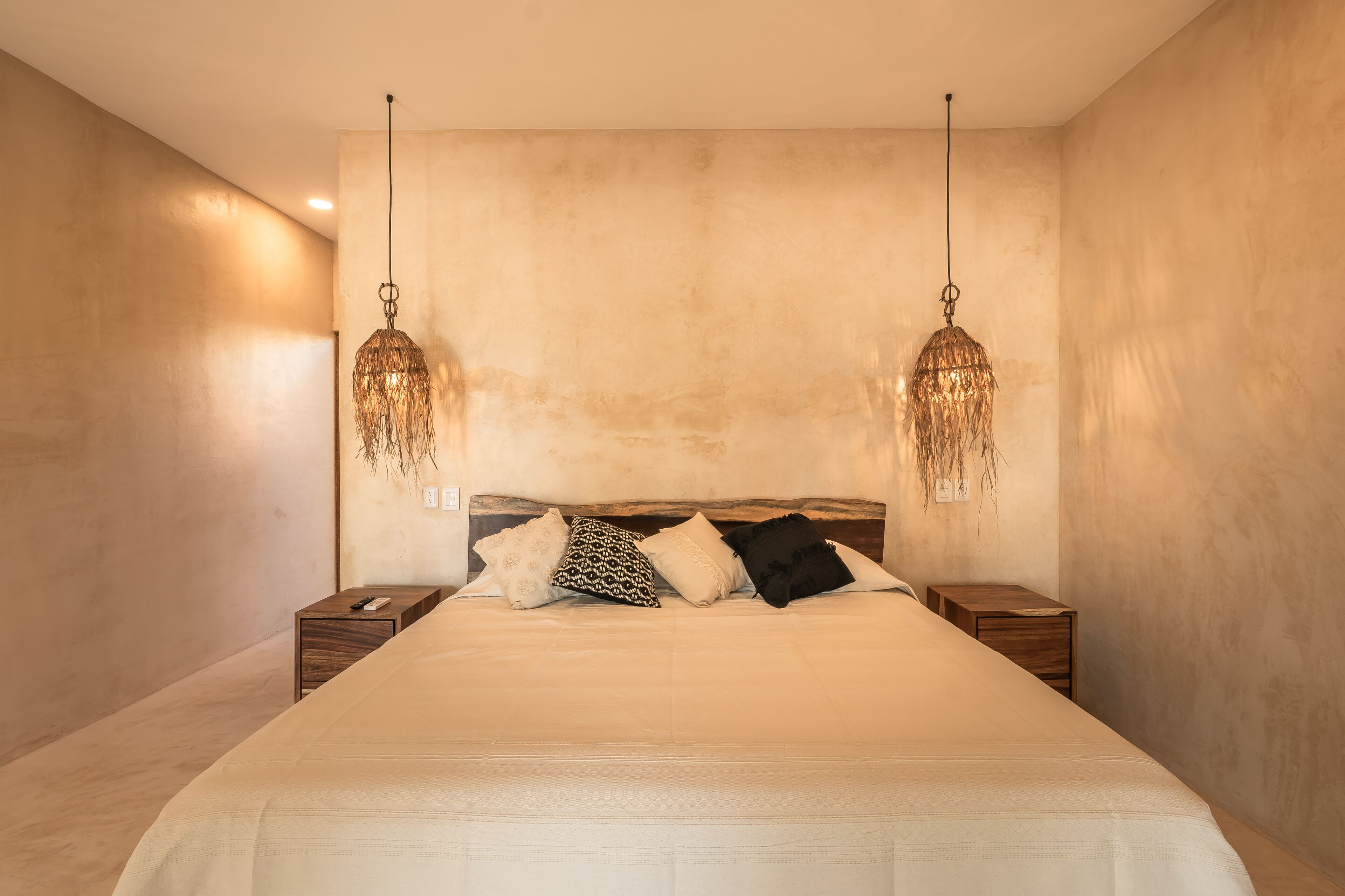 Blackout drapes, free WiFi, bed sheets