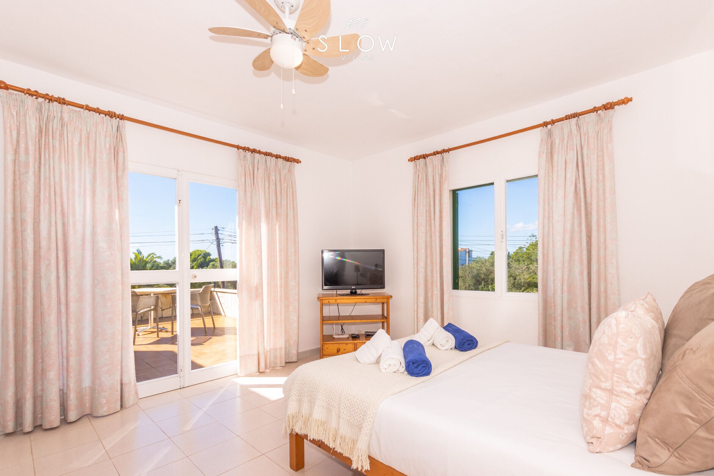 4 間睡房、熨斗/熨衫板、免費 Wi-Fi、床單