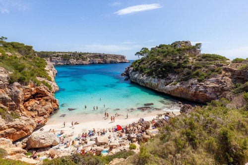 Villa Sa Llimonera with private pool and sea views close to Cala Llombards