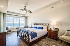 4 室のベッドルーム、インターネット、ベッドシーツ