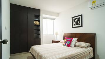 3 habitaciones, tabla de planchar con plancha y wifi gratis