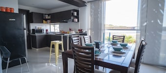 Nuevo y Hermoso Apartamento con Estacionamiento