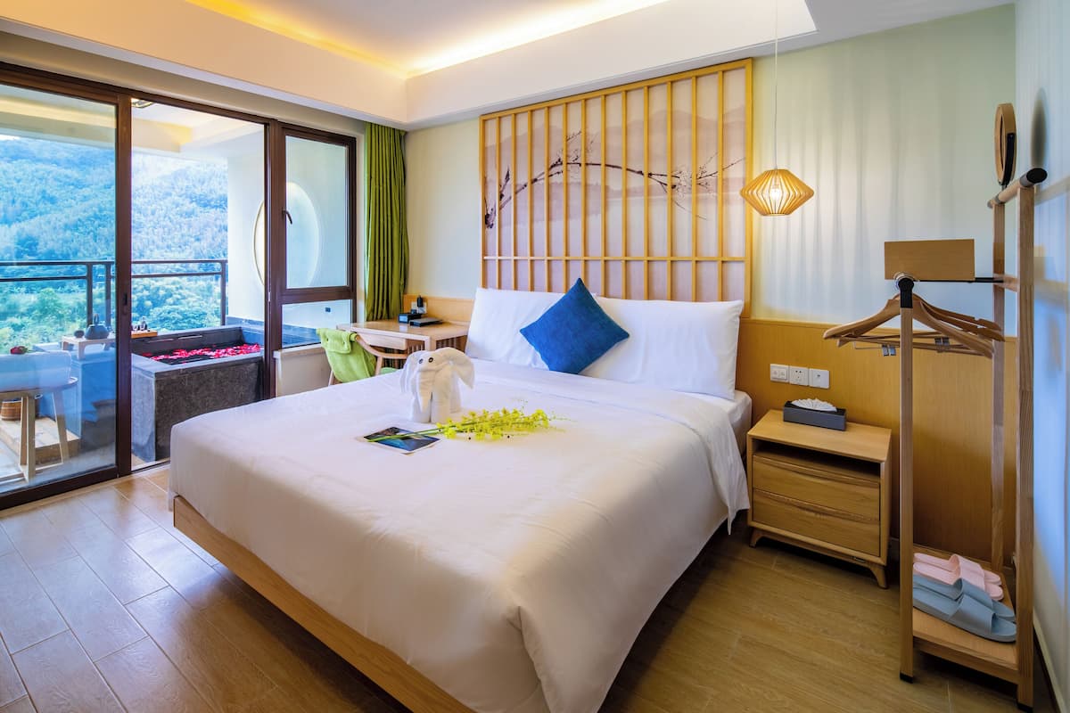 2 عدّة غرف نوم وخزنة داخل الغرفة وواي فاي مجانًا