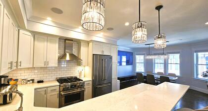 New Built XL Modern House Near Tenean Beach,UMass Boston,Highway. With EVCharger