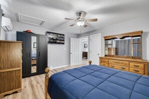 3 bedrooms, free WiFi, bed sheets
