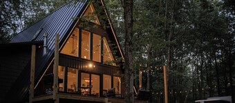 Modern Luxury A-Frame in Woods w/Hot Tub, Sauna, Arcade, Gas Fireplace, Games