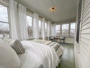 9 soverom, strykejern/-brett, wi-fi og sengetøy