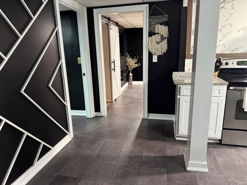 Luxury 2 Bedroom  with full kitchen