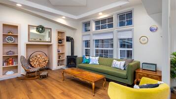 House (The Humble Abode) | Exterior