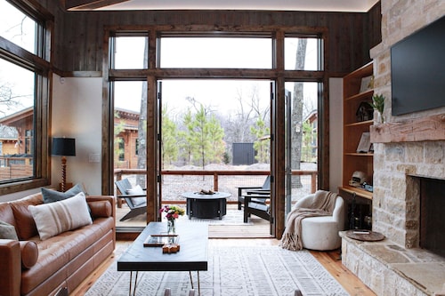 Modern Cabin on Monkey Island with Expansive Deck & Hot Tub!