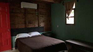 Habitación clásica, vista al jardín | Ropa de cama 