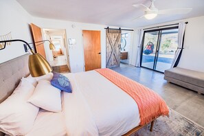 2 habitaciones, tabla de planchar con plancha, wifi y ropa de cama 