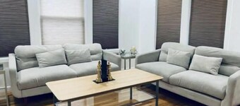 Delightful 1st Floor Modern Apartment