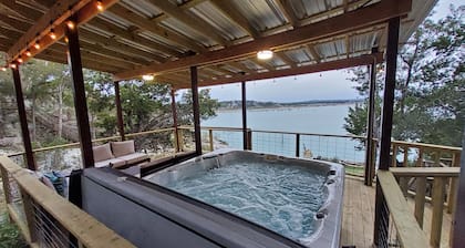 Lakefront, Hot Tub, 2 Decks, Grill Station, Fire Pit, Amazing Sunsets, Sleeps 10