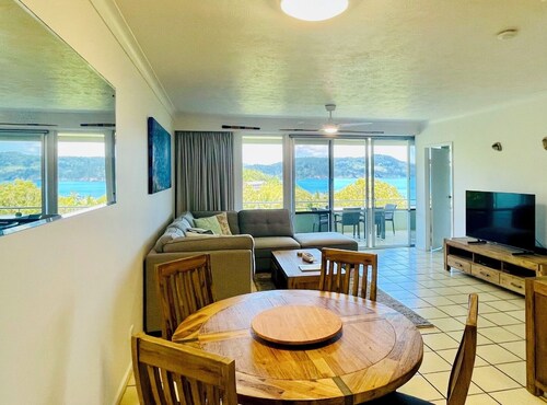 Island Retreat Poinciana 106