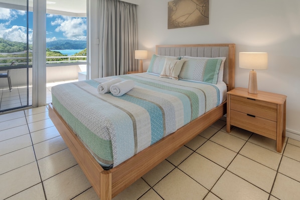 2 bedrooms, iron/ironing board, Internet