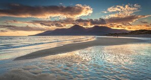 Beach - Cosy barn conversion in the Mournes (Kilkeel)
