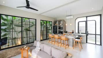 Villa, 2 Bedrooms | Living room | TV