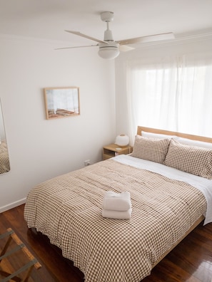 2 Schlafzimmer, Bügeleisen/Bügelbrett, kostenloses WLAN, Bettwäsche