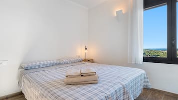 5 dormitorios, tabla de planchar con plancha, Internet y ropa de cama