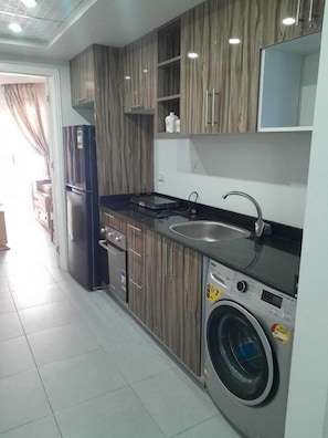 Design Chalet | Private kitchen | Fridge - SMG Travel (Hurghada)