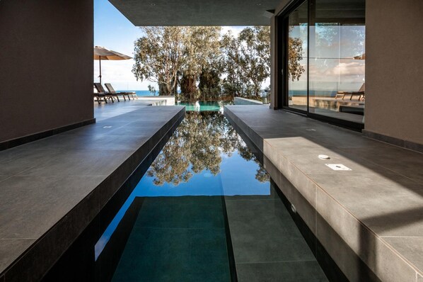 Villa - Diom Villa North Coastal Escape (Zakynthos)