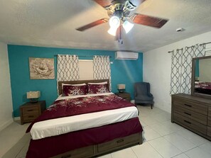 3 habitaciones, tabla de planchar con plancha, wifi y ropa de cama 