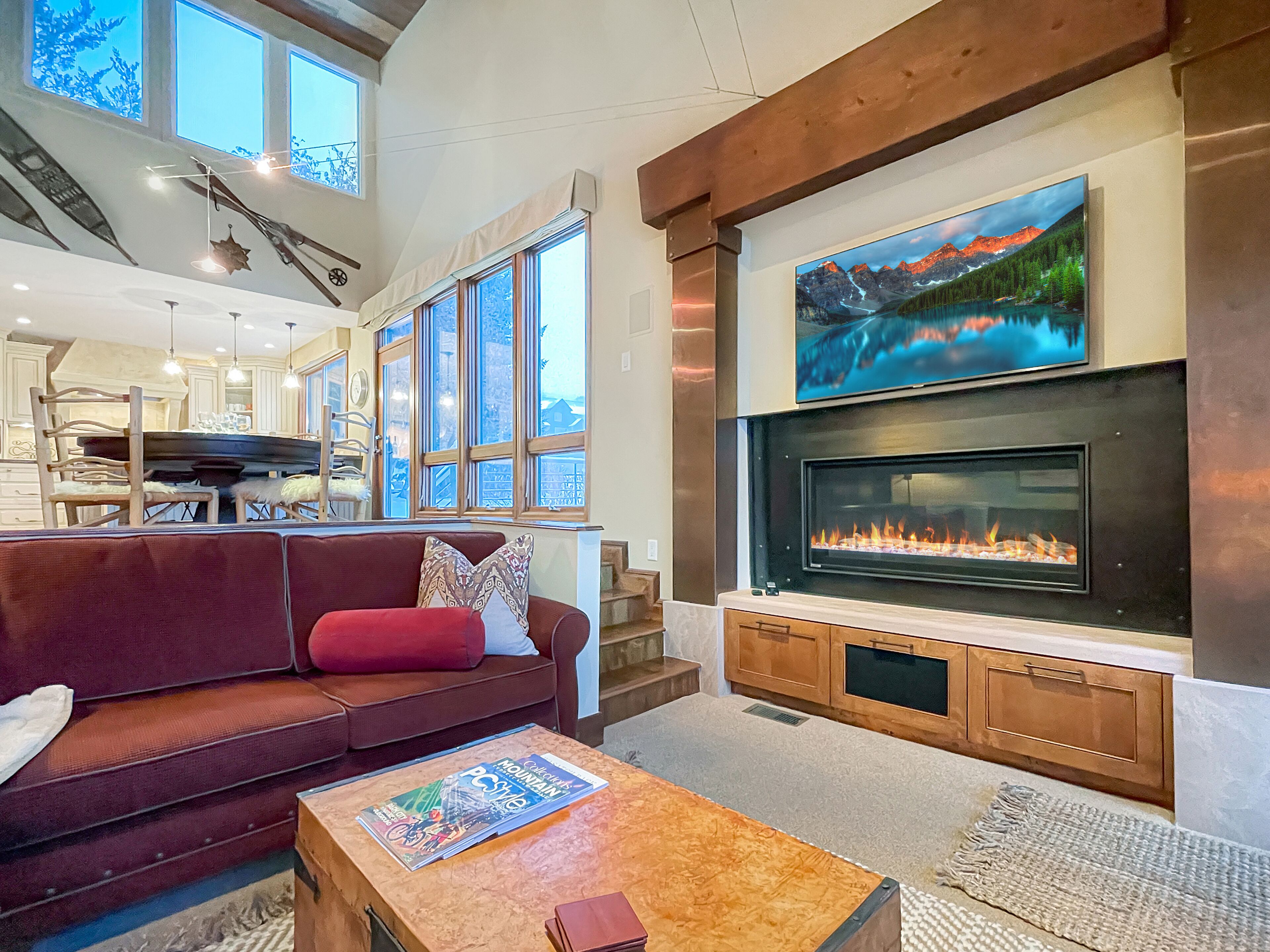 TV, fireplace, offices