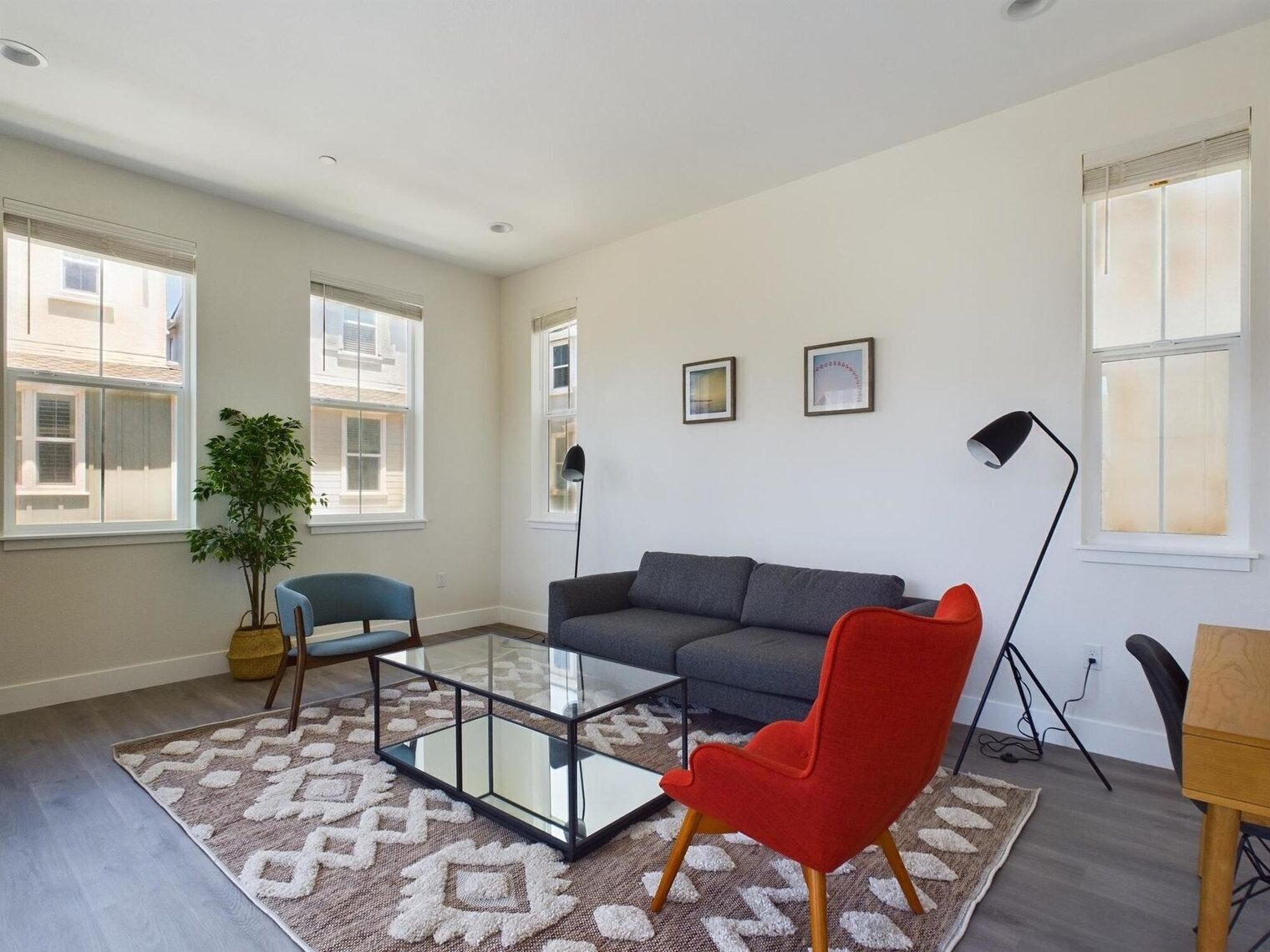 Luxe Newark 4BR w/ Private Garage, nr Restaurants & Park, by Blueground