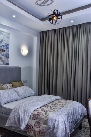 2 bedrooms, WiFi, bed sheets - 2 Bedroom Apartment with swimming pool and views

 (Nairobi)