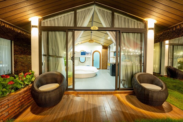 Basic Quadruple Room | Terrace/patio