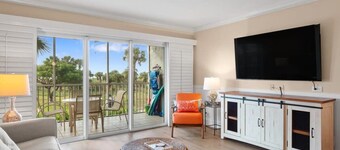 Superb Beachfront Residence on Captiva