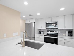 Fridge, microwave, oven, stovetop