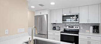 Stunning Beachfront Residence at South Seas Resort