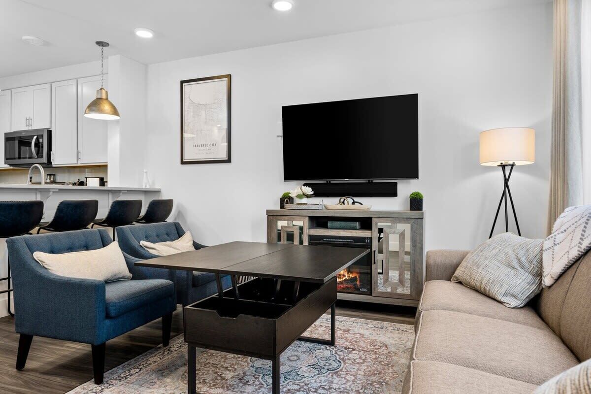 TV, fireplace, offices