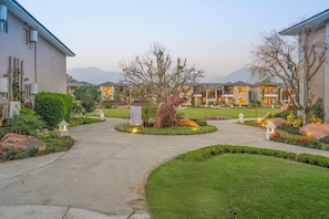 Garden - Excel Hotels & Resorts Corbett (Ramnagar)