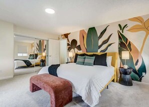 6 bedrooms, iron/ironing board, travel cot, WiFi