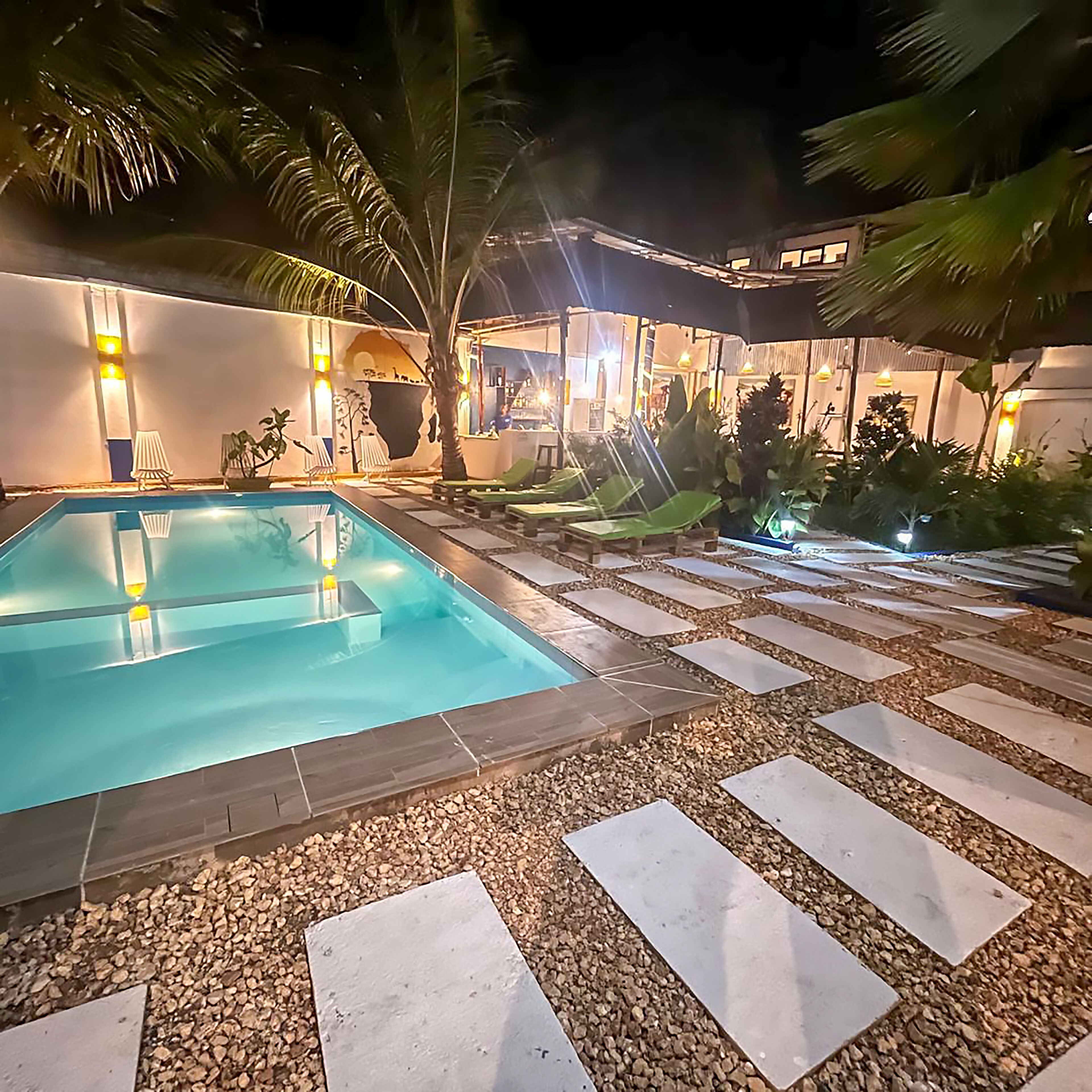 4 piscinas al aire libre