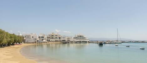Beach nearby, sun loungers
