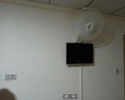 Quarto casal standard | Quartos à prova de som, ferros/tábuas de passar roupa, Wi-Fi de cortesia