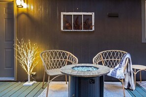 Terrace/patio - The Humble Abode | Wifi, AC, Fireplace (Packwood)