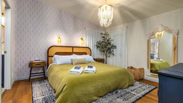 3 bedrooms, free WiFi, bed sheets