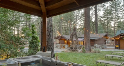 Lake Star by AvantStay | Hot Tub, Walk to Beach