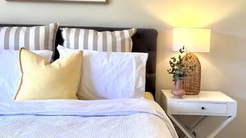 3 bedrooms, iron/ironing board, travel cot, free WiFi
