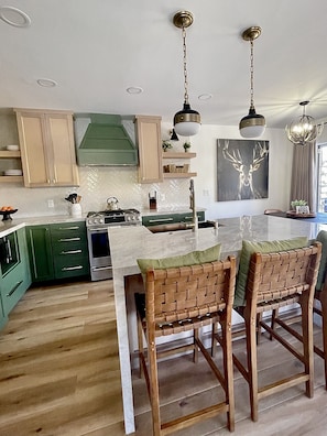 Paper towels - Brand New! Luxury Townhome, Steps to the Slopes. @EnchantedForestTelluride (Mountain Village)