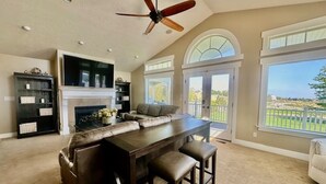 Living area - 5 Acres, Views, 2 Pickleball Courts, Hot Tub, Sauna, Skiing Nearby, SLEEPS 18! (Eagle Mountain)