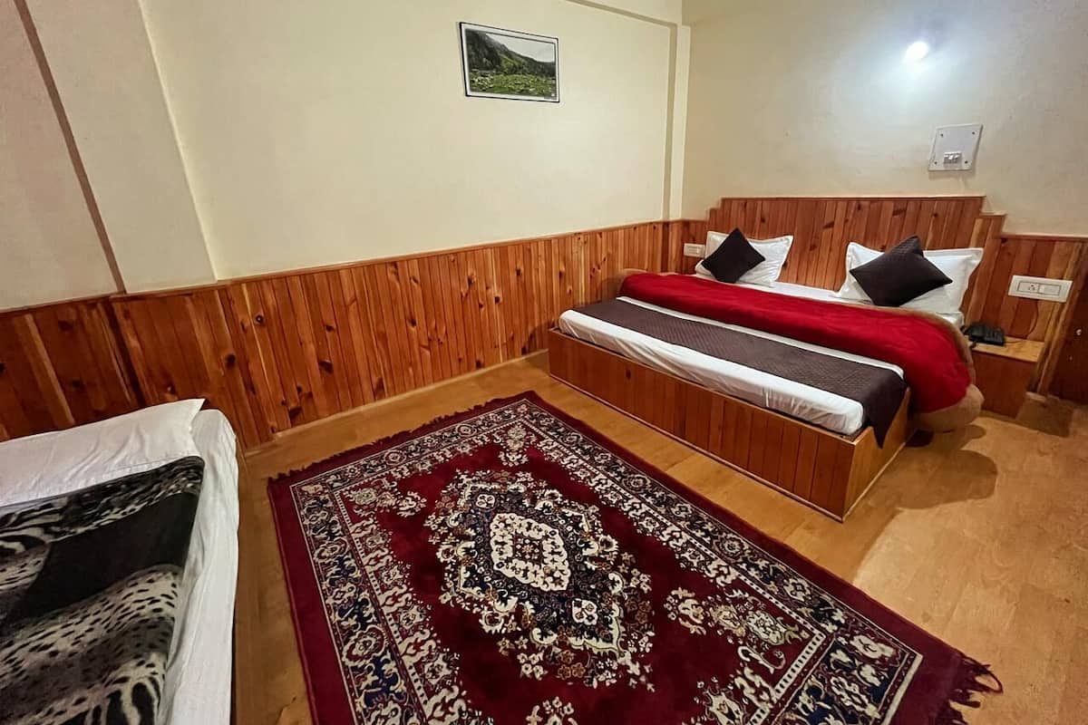 Deluxe Room | 1 bedroom, free WiFi
