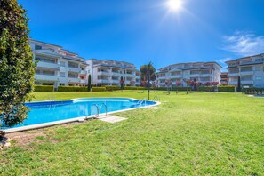 Pool - GREEN MAR: Nice apartment in Pals with communal pool and garden (Pals)