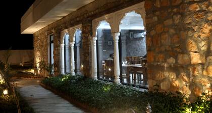 The Castle Crown Hem Vilas Resort